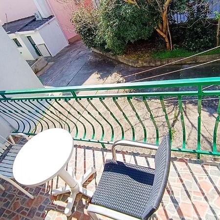 Apartments Ines - 15 Meters From The Beach Promajna Esterno foto