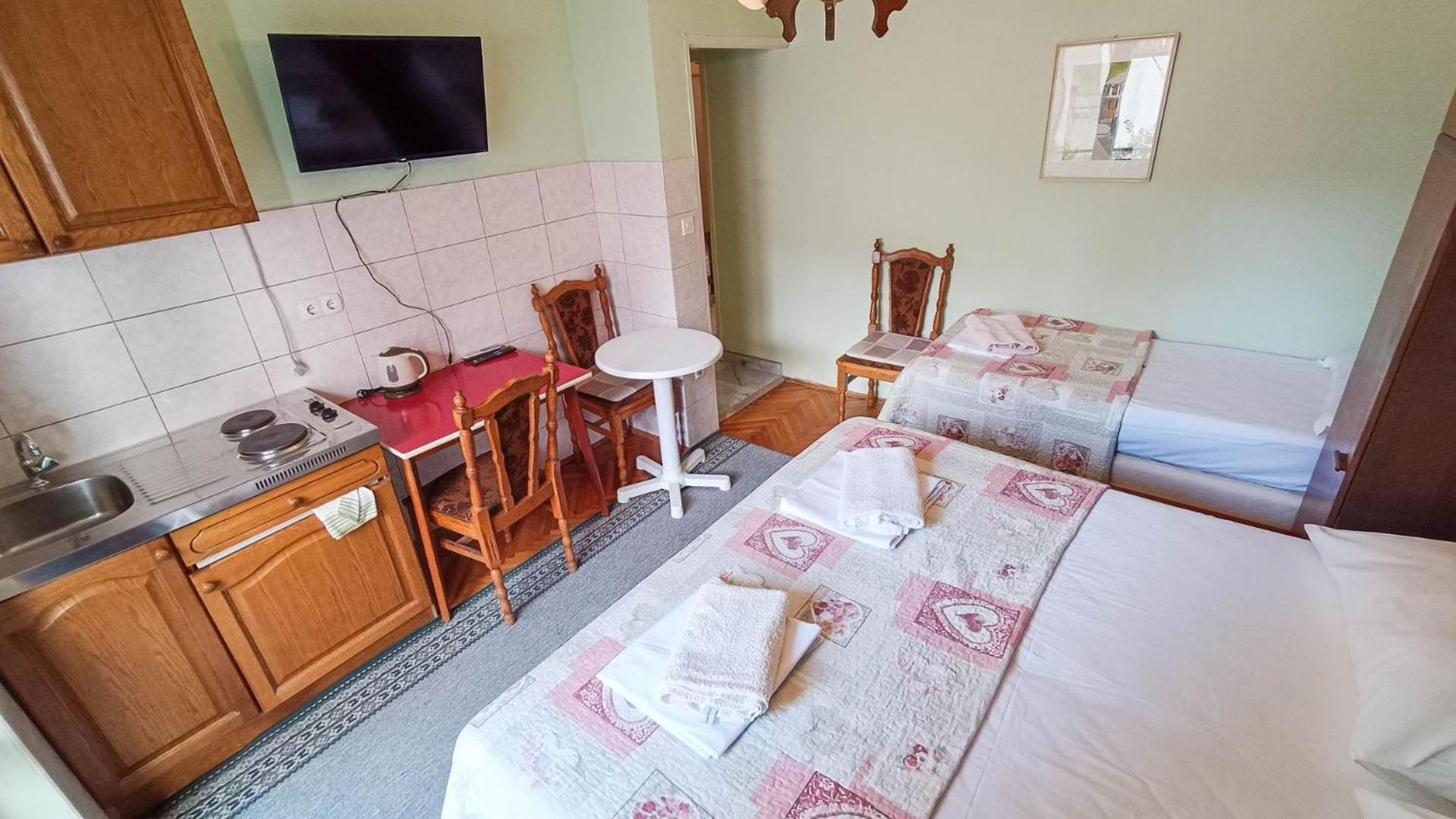 Apartments Ines - 15 Meters From The Beach Promajna Esterno foto